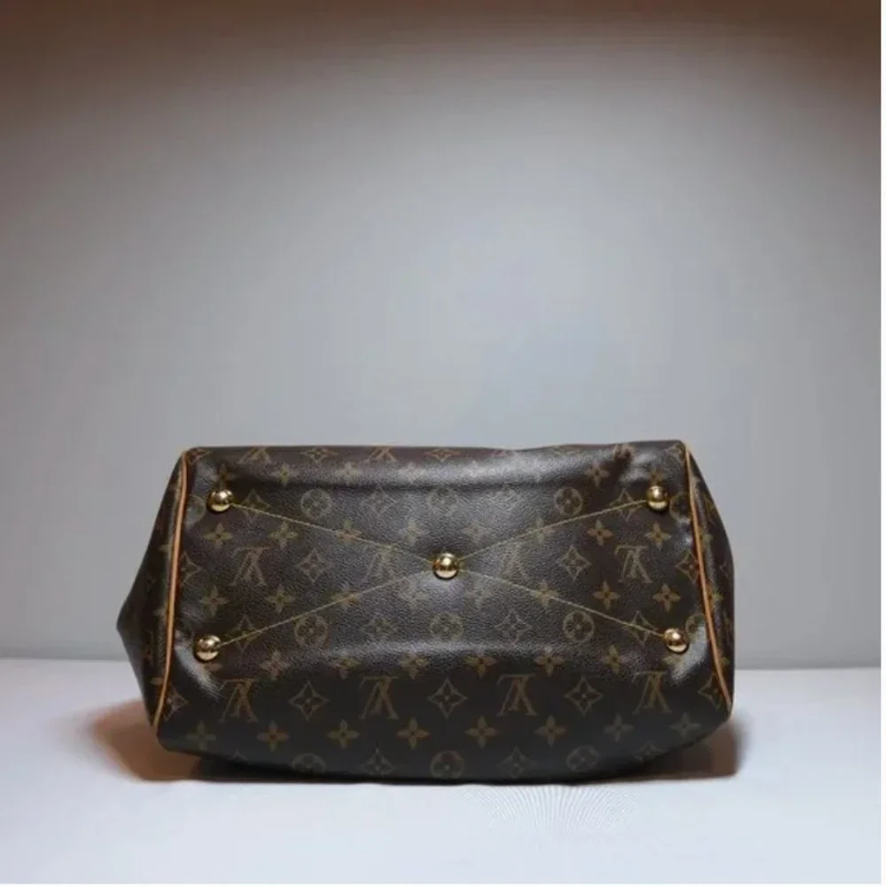 Louis Vuitton Monogram Canvas GM Tivoli Handbag